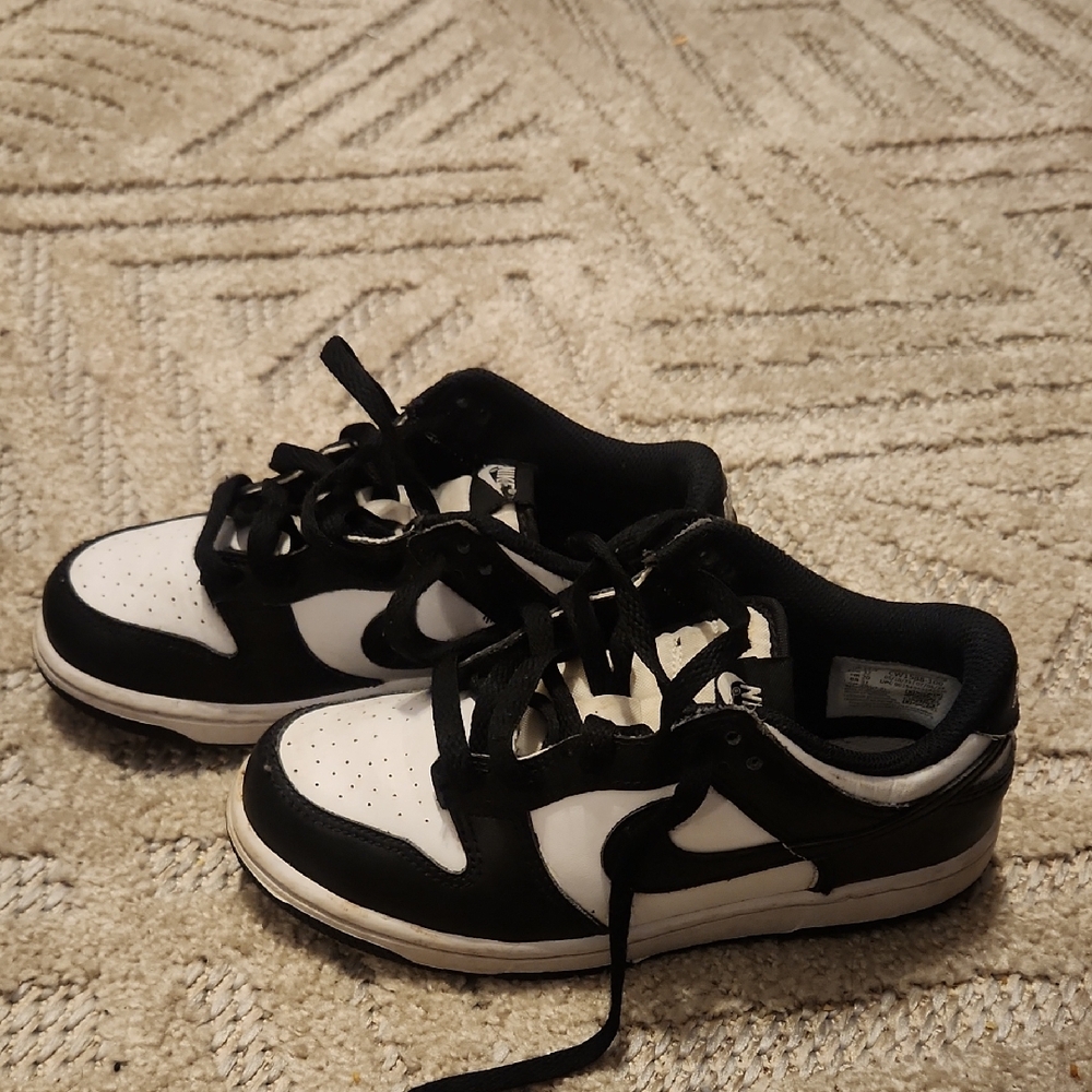 Nike Kids Black and White Sneakers